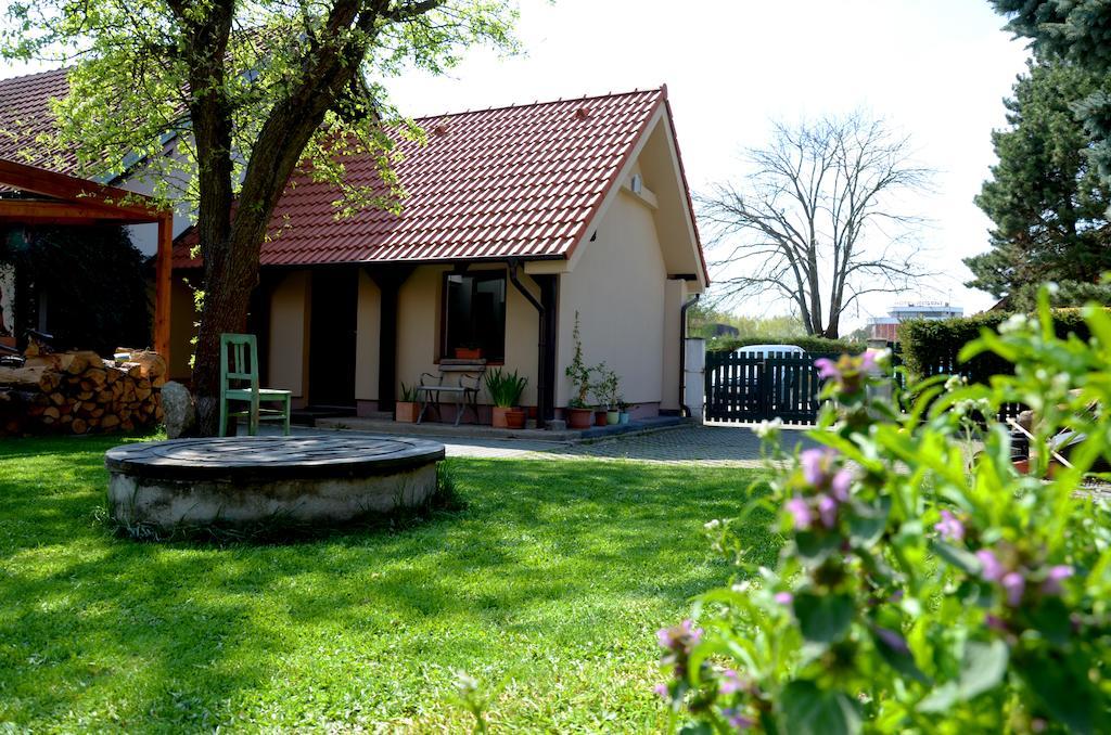 Hotel Penzion04 Třeboň Exterior foto